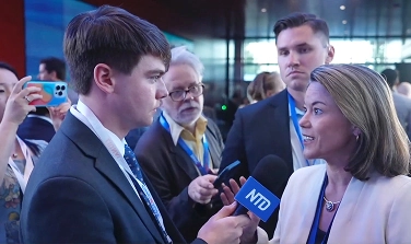 NTD reporters interviewing